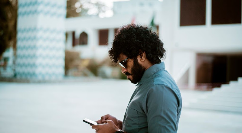 Which Apps Make Travelling Abroad Easier