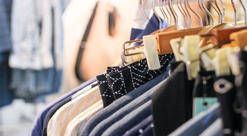 How to Dress for Your Body Type With Confidence